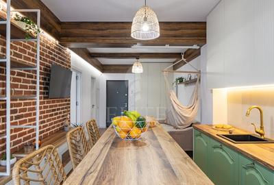 Apartament cu 2 camere semidecomandat, mobilat în Central