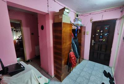 Apartament cu 4 camere decomandat în Complex Studențesc - 10