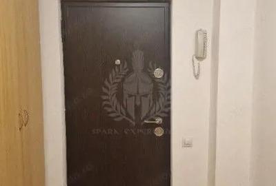 //2 CAMERE// DECOMANDAT// ZONA REPUBLICII// - 2