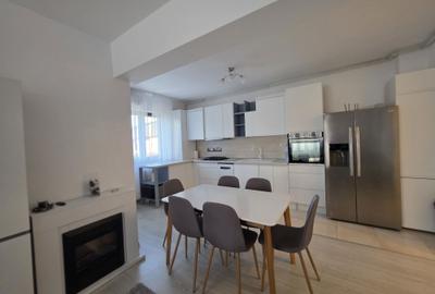 Apartament cu 4 camere decomandat în Central - 3