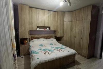 Ap 1 cam, et 1, str Mihai Stamatin. Pre? 250 eur luna - 3