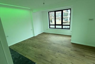 Casă cu 5 camere cu Teren 305 Mp în Siloz - 17