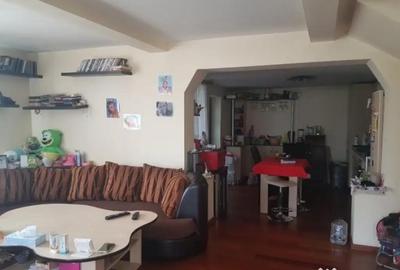 Casă cu 7 camere cu Teren 1600 Mp în Jilava - 5