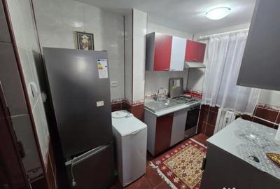 Apartament cu 2 camere semidecomandat, mobilat în Tomis Nord