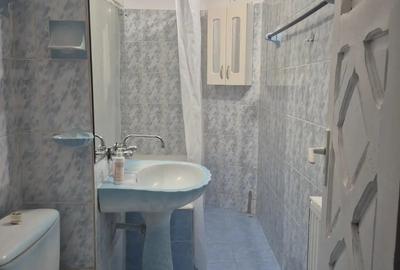 Inchiriez apartament cu 3 camere - 4