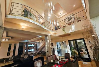 Duplex cu 9 camere cu Canalizare în Albert - 1