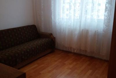 Apartament cu 2 camere decomandat în Exterior Vest