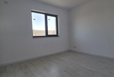 Casă cu 4 camere cu Teren 400 Mp în Clinceni - 12