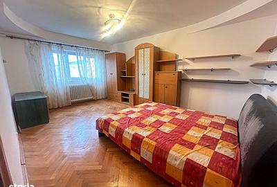 Apartament cu 3 camere decomandat în Canta - 8