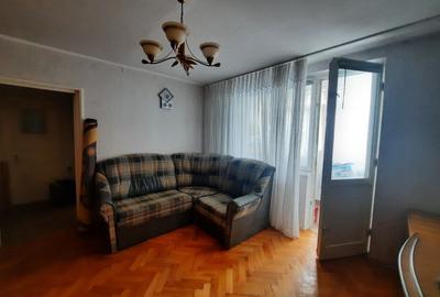 Apartament cu 3 camere semidecomandat în Dărmănești - 2