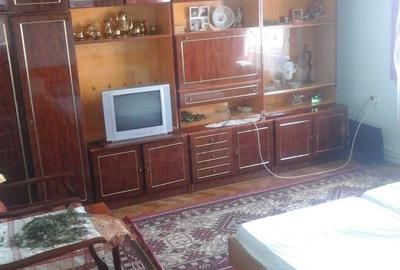 Casă individuală cu 4 camere cu Teren 400 Mp în 14 Mai - 1