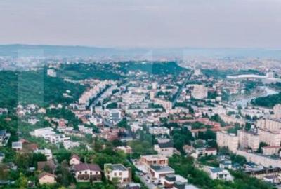 Oportunitate de investi?ie! Teren intravilan cu posibilitat - 1