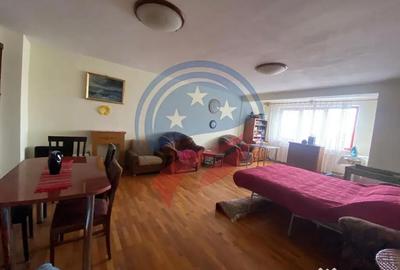 Casă cu 5 camere cu Teren 2500 Mp în Leamna de Jos - 2