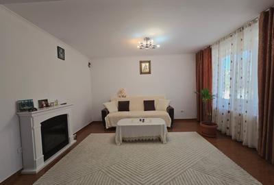 Vila tip duplex - 3 camere - semimobilat- 270mp teren - pod - cartierul nou - 3