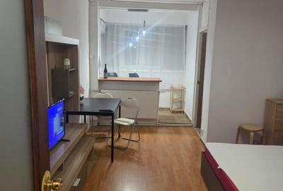 Garsoniera, 30 mp, decomandata, centrala, ac, metrou, Costin Georgian - 2