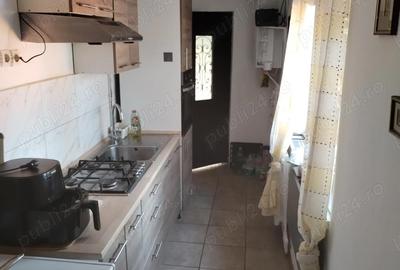 Casă cu 4 camere cu Teren 211 Mp în Palas - 5