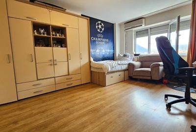 Apartament cu 3 camere decomandat în Centrul Civic - 4