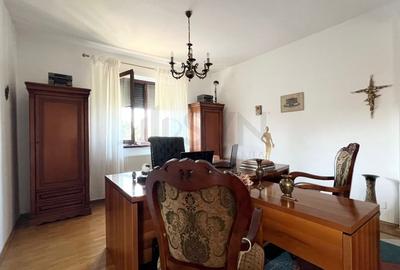 Casă individuală cu 10 camere cu Canalizare în Băneasa - 2