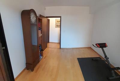 Apartament cu 3 camere decomandat, mobilat în Calea Călărașilor - 27