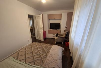 Apartament cu 2 camere, zona Podu Ros - 3