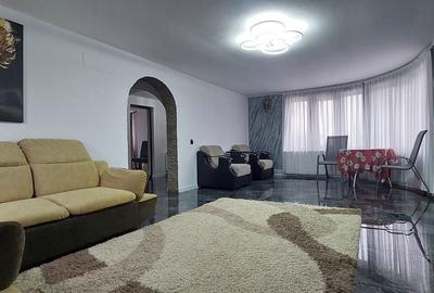 Casă cu 5 camere cu Teren 1507 Mp în Vânători - 16