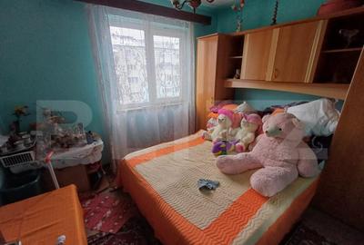 Apartament cu 3 camere semidecomandat în Plopilor - 1