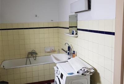 Casă cu 6 camere cu Teren 2350 Mp în Tântava - 2