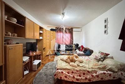 Garsoniera de vanzare | 20mp | Mobilata si utilata | Zona Blascovici - 1