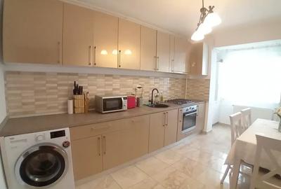 Apartament Modern cu 2 Camere - 2 Băi | Parcare | Straulesti