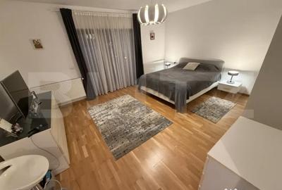 Casă cu 4 camere cu Teren 400 Mp în Cetate