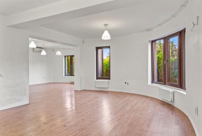 Vilă eleganta, suprafata utila 200 mp, teren 763 mp, Tărtășești - 8