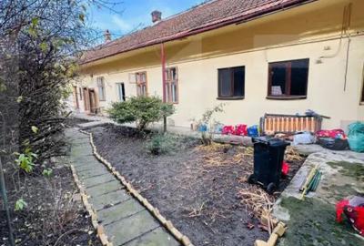 Casă cu 5 camere cu Teren 727 Mp în Pârneava - 14