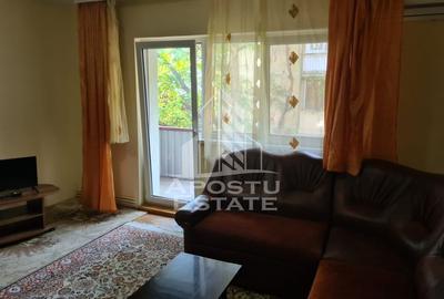 Apartament cu 2 camere in zona Complexului, centrala termica, etajul 2 - 2