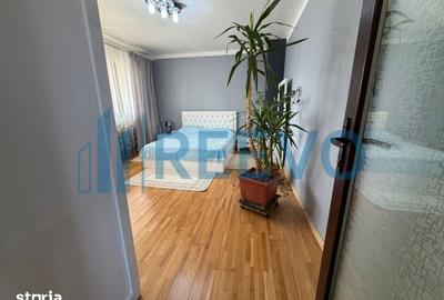 Casă cu 6 camere cu Canalizare în Târgu Trotuș - 13