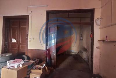 Apartament cu 3 camere semidecomandat în Central - 5