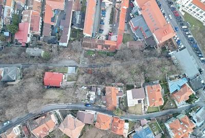 Teren intravilan, ultracentral. - 22