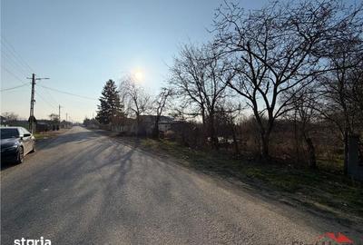 Teren de 6057 mp, în Vânători