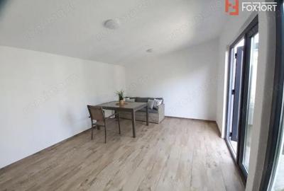 Casă cu 3 camere cu Canalizare în Ghiroda