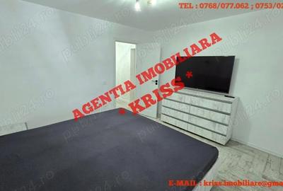 Apartament cu 3 camere semidecomandat în Eremia - 21