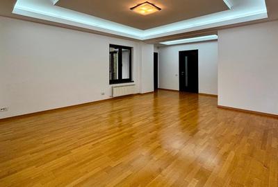 Proprietar ofer spre inchiriere apartament de 3 camere in Zona Eminescu/Mosilor - 2