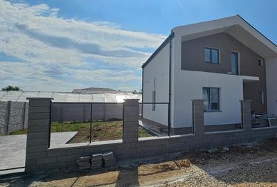 Casă individuală cu 5 camere cu Teren 330 Mp în Berceni - 15