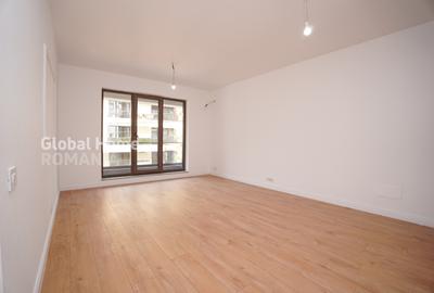 Apartament cu 4 camere decomandat în Băneasa