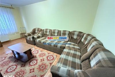 Apartament cu 2 camere decomandat în Republicii