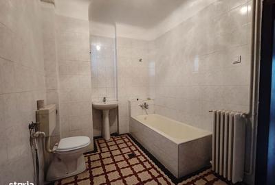 Apartament cu 4 camere decomandat în Grivița - 5