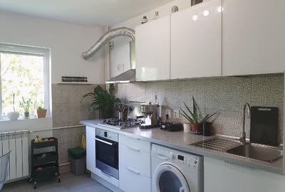 Apartament cu 2 camere decomandat în Tineretului - 2