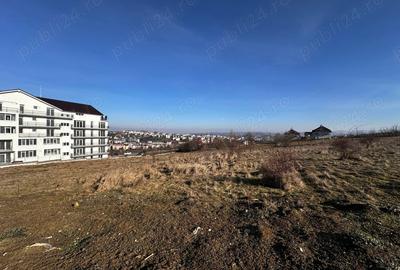 Teren de 800 mp, în Central - 2