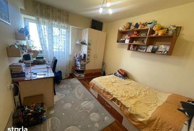 Apartament cu 4 camere decomandat în Central - 14