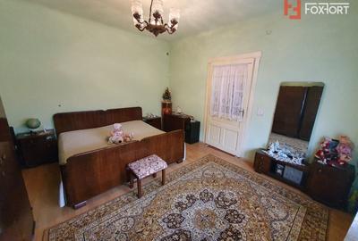 Oportunitate de investitie: 2 case total 8 camere si SAD - Freidorf - 30