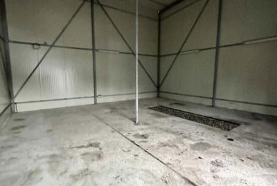 Teren de 2000 mp, în Golești - 7