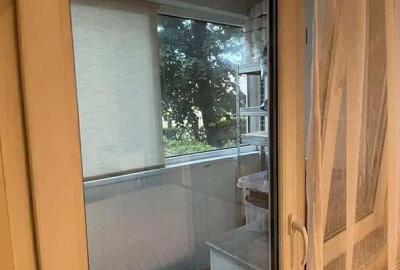 Apartament cu 3 camere semidecomandat în Progresul - 7